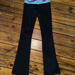 Reversible ivivva leggings